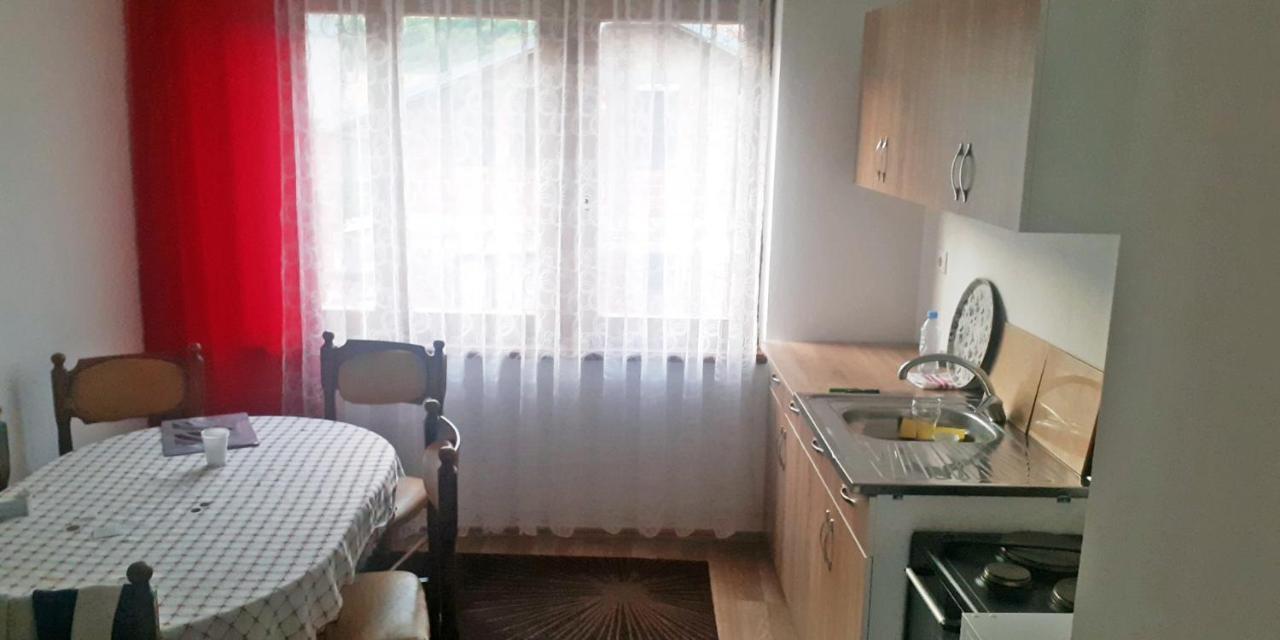 Lovely 1 Bedroom Within Walking Distance, Views Peje Dış mekan fotoğraf