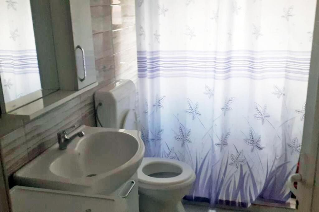 Lovely 1 Bedroom Within Walking Distance, Views Peje Dış mekan fotoğraf