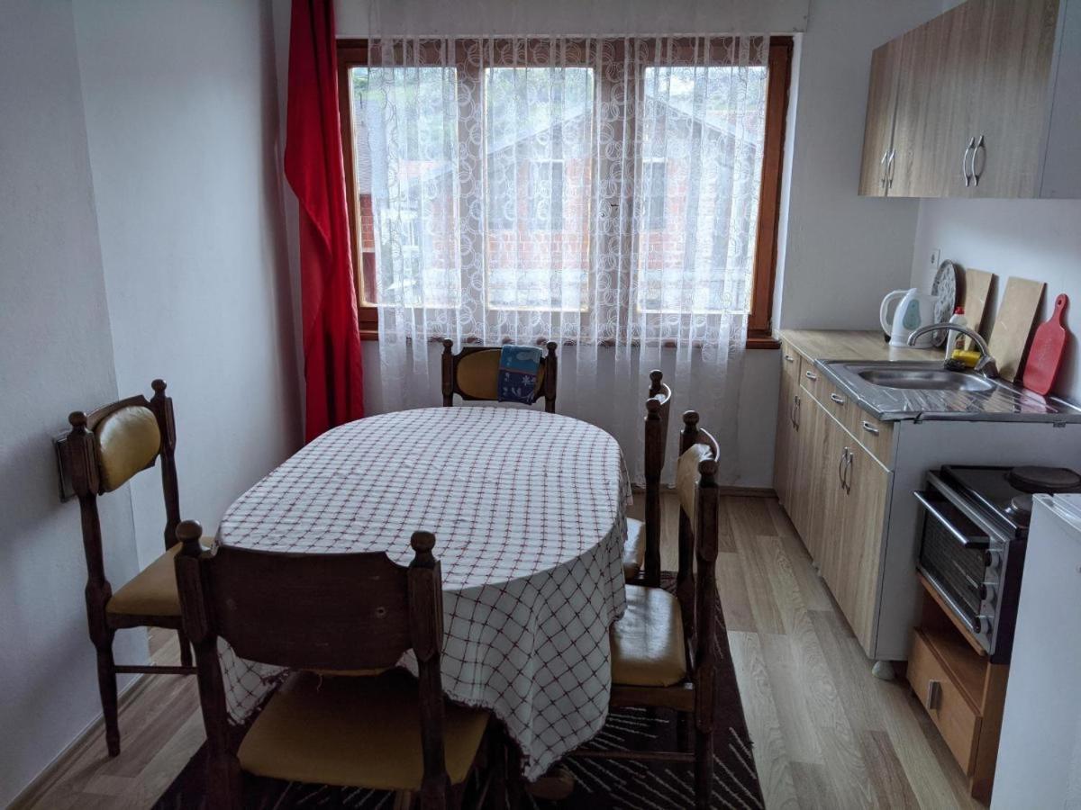 Lovely 1 Bedroom Within Walking Distance, Views Peje Dış mekan fotoğraf