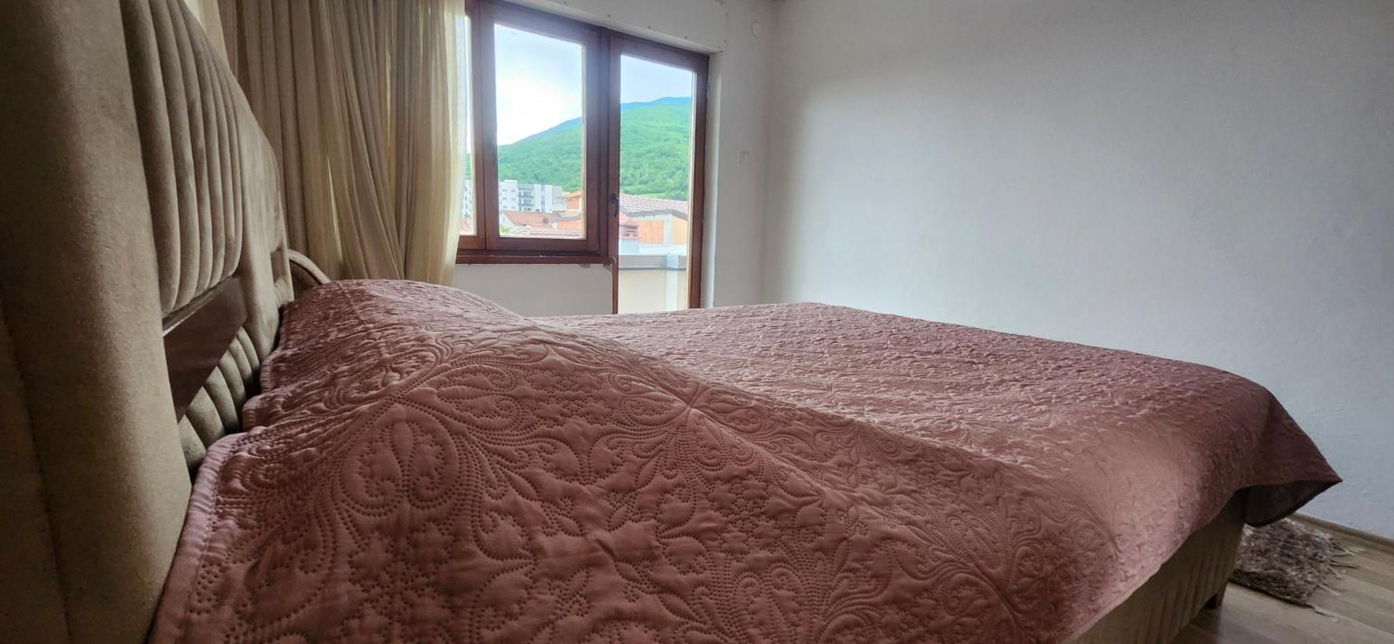 Lovely 1 Bedroom Within Walking Distance, Views Peje Dış mekan fotoğraf
